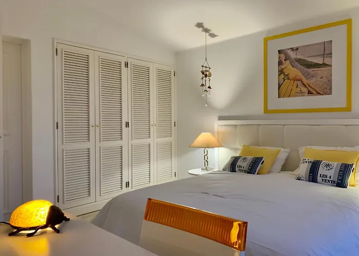 Marine * Αλμπουφέιρα