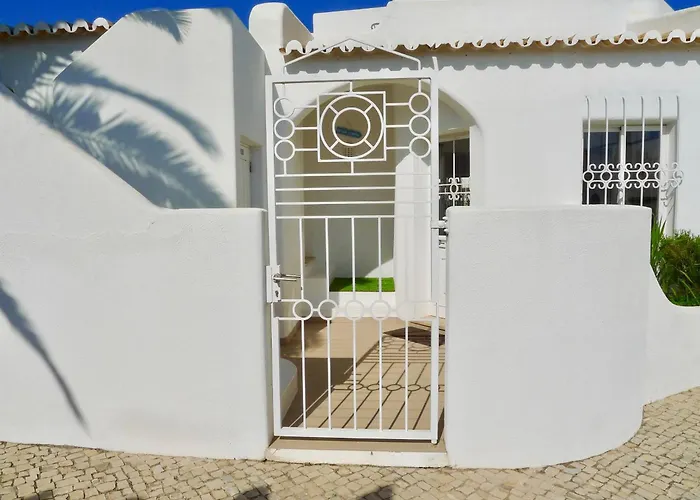 Marine * Αλμπουφέιρα